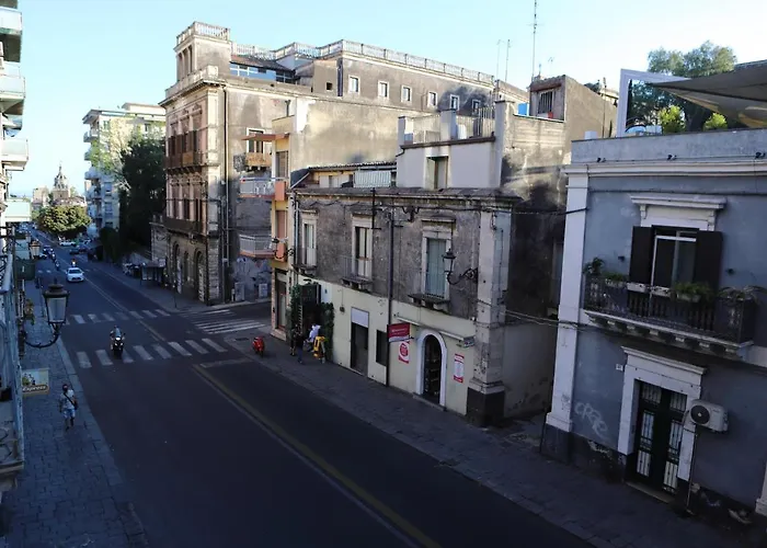 Daydreamer House - Via Etnea 646 * Catania